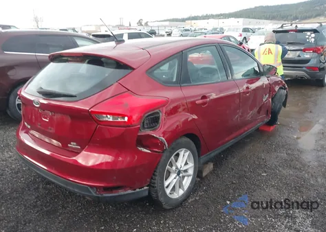 2016 Ford Focus Se z USA, uszkodzony, nr VIN 1FADP3K25GL294068